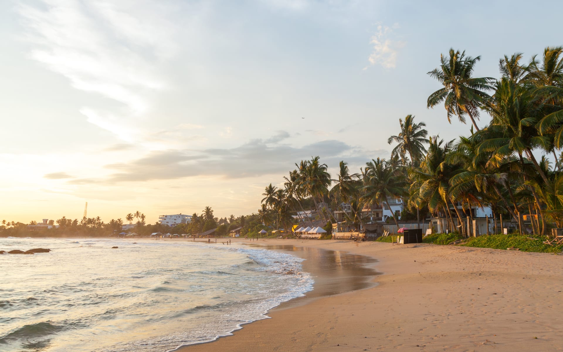Sri_Lanka_Beach_Free_Stock_Image_Unsplash_2020_CCRowan_Heuvel-qfiSDPQD9Ws_jx6h90